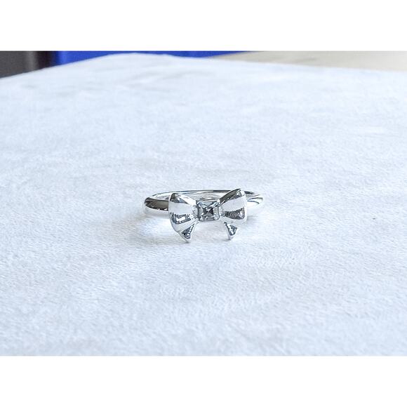 Brighton Bow Tie Ring Silver Plated Rhinestone Stackable Retired Size 5.75 Cute - Picture 1 of 3